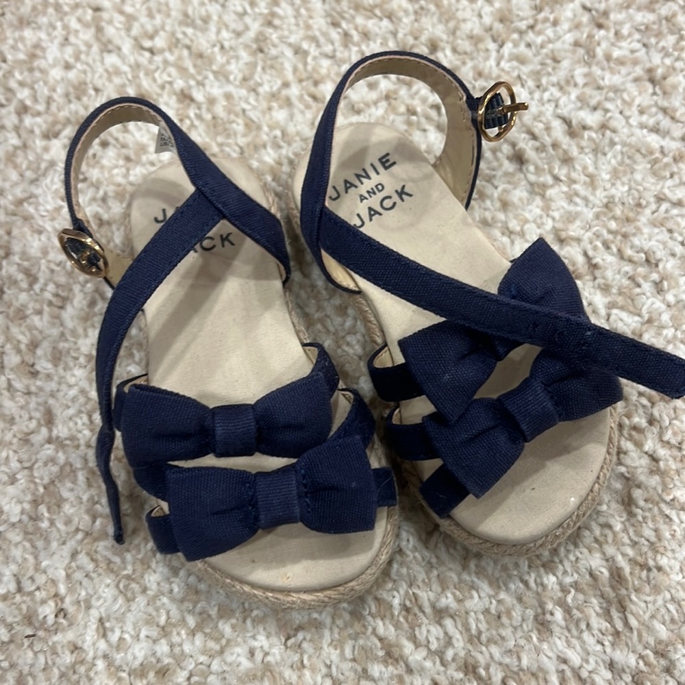 Janie and jack girl sandals